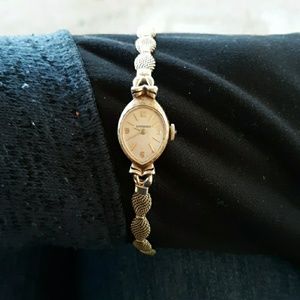 Vintage ladies 14k gold Longines watch